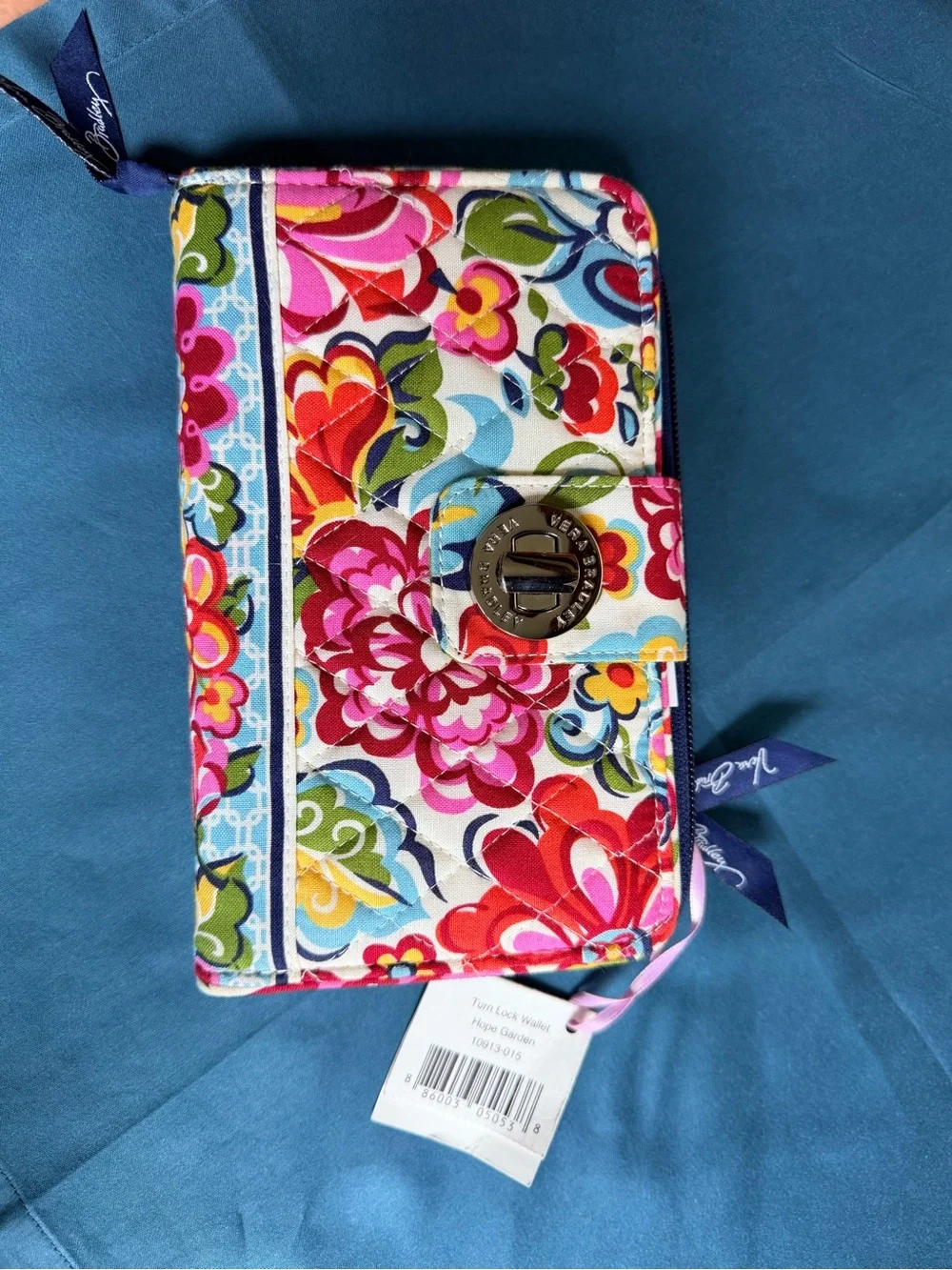 NWT Vera Bradley Hope Garden Turn Lock Quilted Cotton Wallet Retired Print